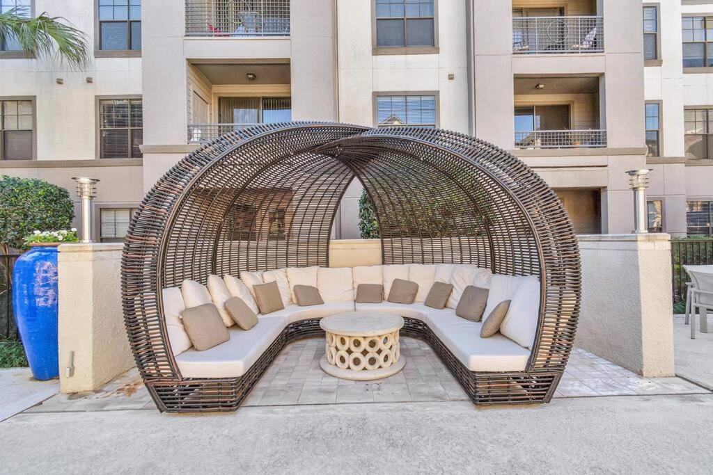 The Turquoise Suite Houston Exterior photo